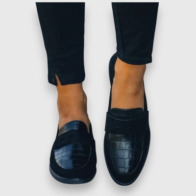 Liny | Mocasín