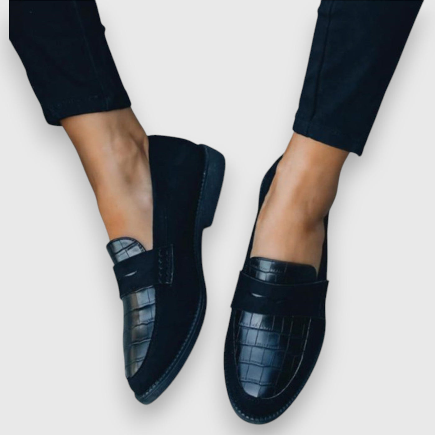 Liny | Mocasín